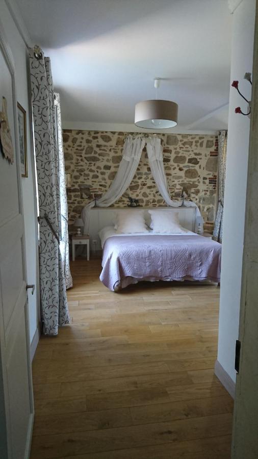Le Manoir "Aux Douves" Bed & Breakfast Bazoges-en-Paillers Luaran gambar