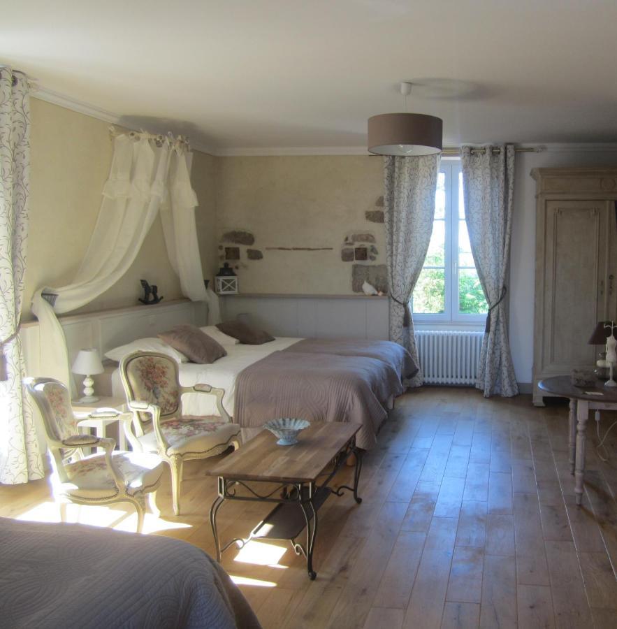 Le Manoir "Aux Douves" Bed & Breakfast Bazoges-en-Paillers Luaran gambar
