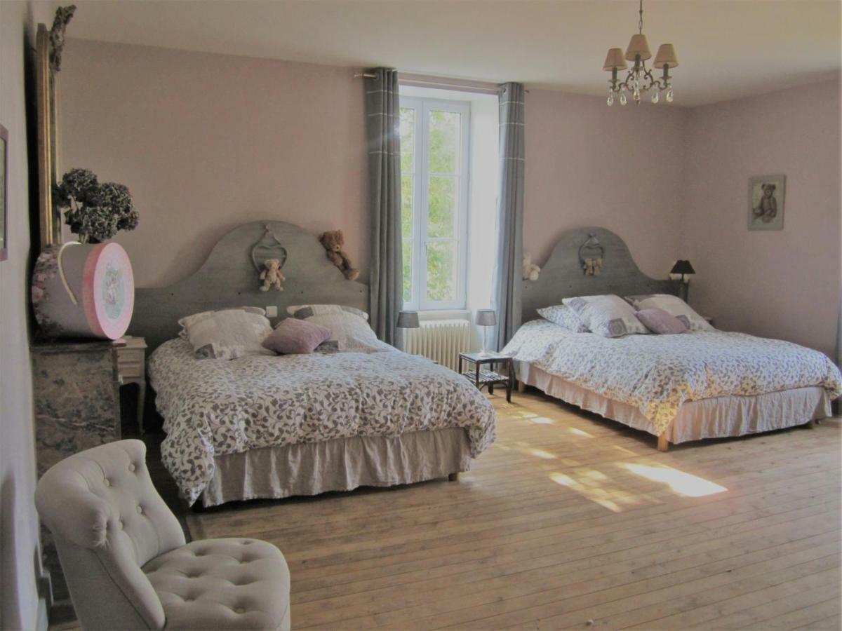 Le Manoir "Aux Douves" Bed & Breakfast Bazoges-en-Paillers Luaran gambar